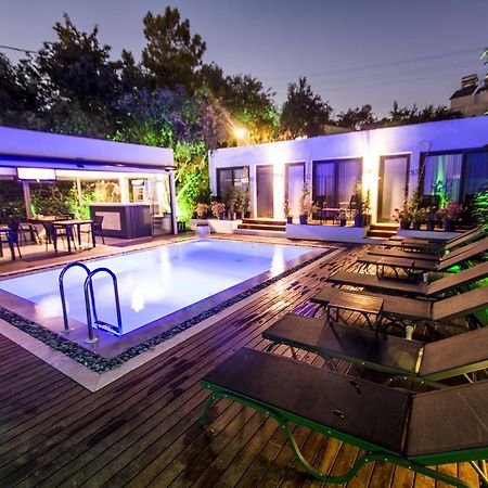 Eng Hotel Bodrum Bagian luar foto