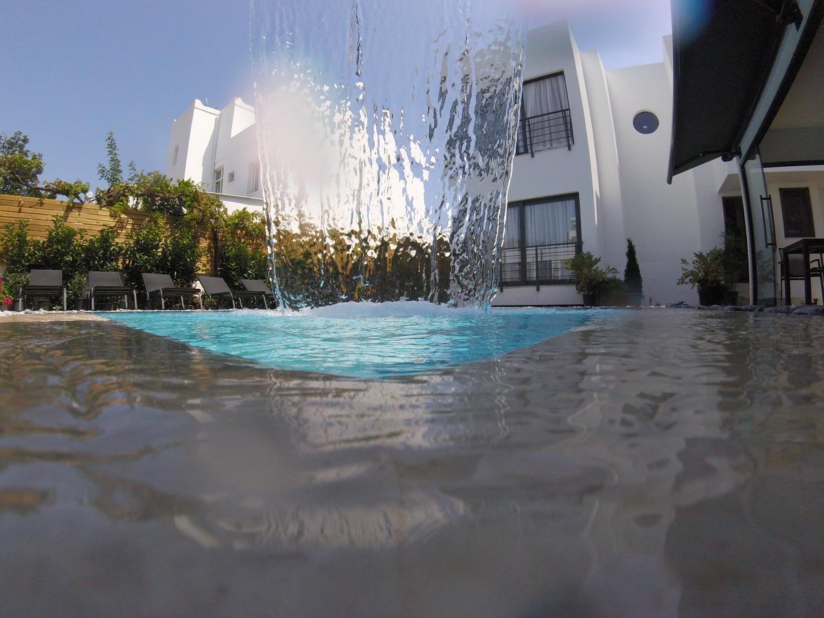 Eng Hotel Bodrum Bagian luar foto